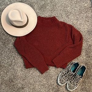 Rust/Burgundy Crop Knit Sweater - Size Medium